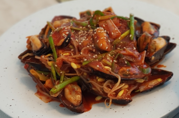 매콤 홍합찜